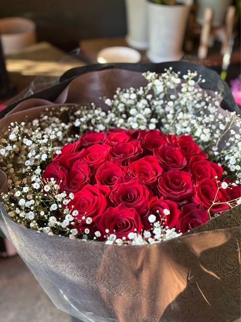 プロポーズに贈るバラの花束